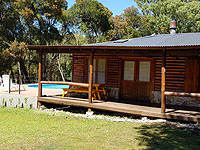 CABAÑAS HUENTE CO - Balcarce - Laguna La Brava